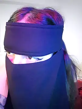 Snapshot of Lavanarabica chatting on November 2025 06:07:02 PM Lavanarabica online show from November 2025 06:07:02 PM