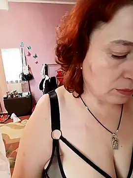 Snapshot of Darlene_Eleanor chatting on October 2025 06:36:02 AM Darlene Eleanor online show from October 2025 06:36:02 AM