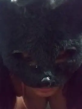 Snapshot of Slllll_Couple00 chatting on October 2025 12:59:02 PM Slllll Couple00 online show from October 2025 12:59:02 PM