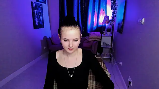Snapshot of Leila_xxBaby chatting on October 2025 05:36:01 PM Leila xxBaby online show from October 2025 05:36:01 PM