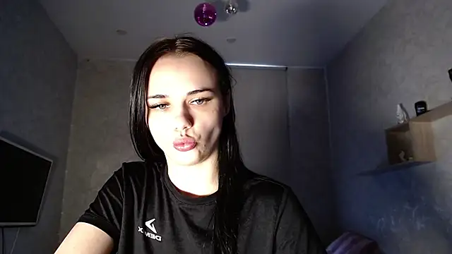 Kseni a online show from May 2026 10:56:02 AM