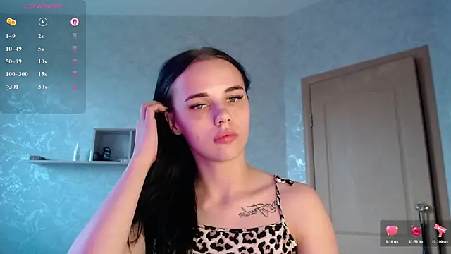 Snapshot of Kseni_a chatting on July 2026 10:21:02 AM Kseni a online show from July 2026 10:21:02 AM