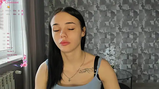 Kseni a online show from April 2026 06:48:01 AM