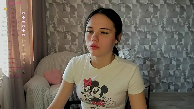 Kseni a online show from September 2025 10:11:01 AM