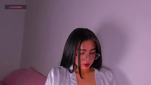 latingabby online show from March 2026 12:11:02 AM