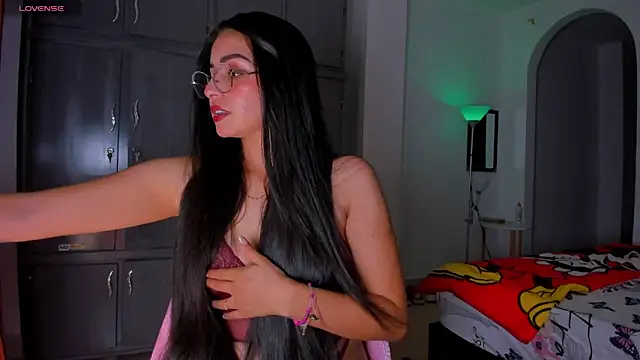 latingabby online show from October 2025 10:43:01 PM