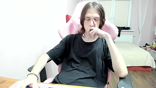 eleganc3 online show from October 2025 07:26:02 PM