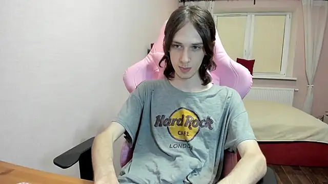 eleganc3 online show from September 2025 06:25:02 PM