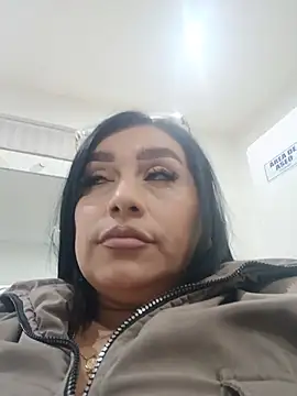 Naomi Braunx online show from July 2026 11:38:01 AM