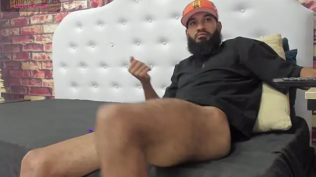 Damian Shakur online show from November 2025 12:27:01 PM