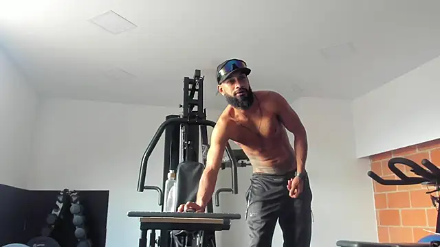 Damian Shakur online show from December 2025 12:19:02 PM