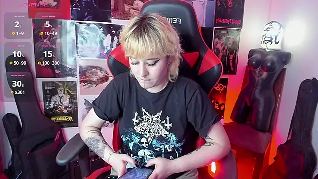 mistresscrowley666 online show from February 2026 01:16:01 AM