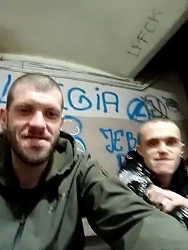 sajmon233 online show from September 2025 12:54:02 AM