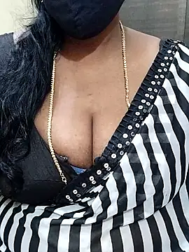 Snapshot of shobini chatting on November 2025 07:19:01 AM shobini online show from November 2025 07:19:01 AM