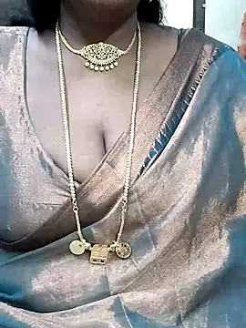 Snapshot of shobini chatting on October 2025 03:01:01 PM shobini online show from October 2025 03:01:01 PM