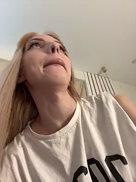 olivia soft online show from April 2026 01:24:02 PM