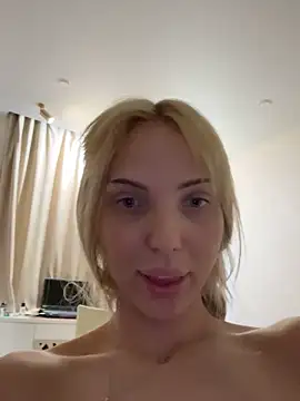 Snapshot of olivia_soft chatting on June 2026 11:06:01 PM olivia soft online show from June 2026 11:06:01 PM