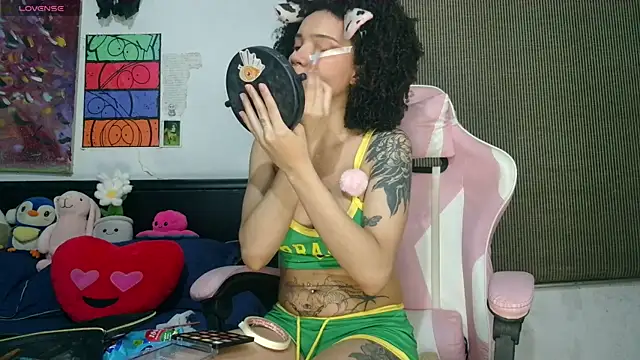 bettyboo2801 online show from July 2026 04:42:01 AM