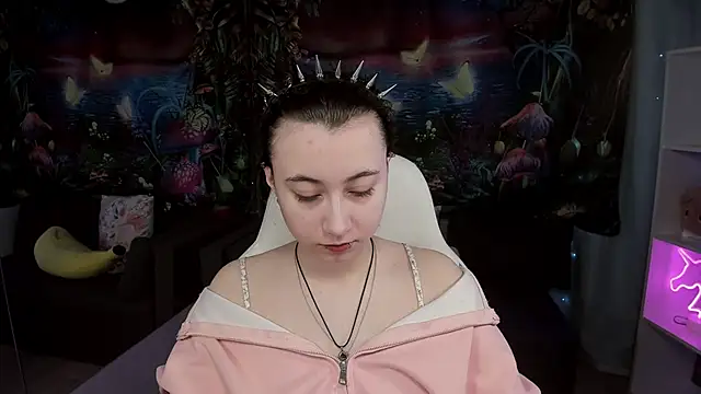 ClaraParks online show from April 2026 07:30:01 PM