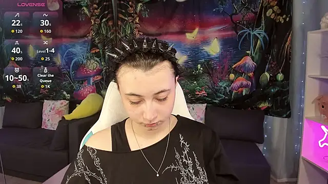 ClaraParks online show from April 2026 07:42:01 PM