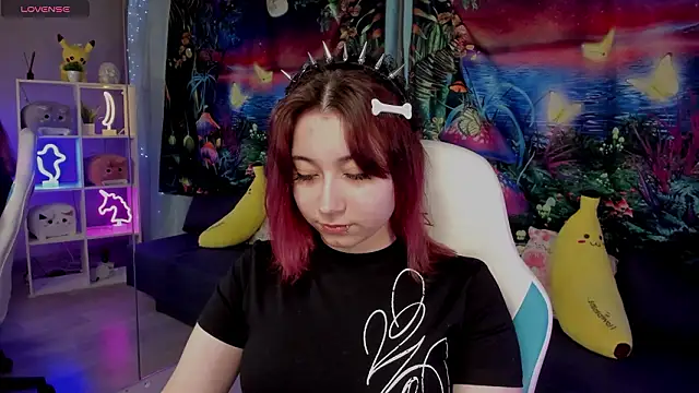 ClaraParks online show from March 2026 07:19:01 PM