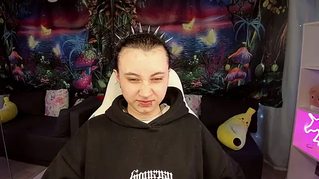 ClaraParks online show from April 2026 06:34:02 PM