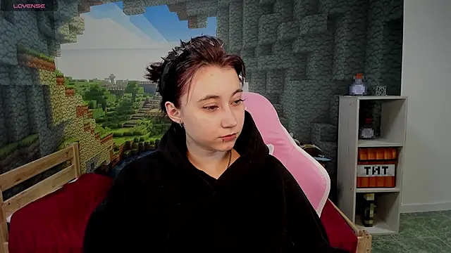 ClaraParks online show from April 2026 01:42:02 AM