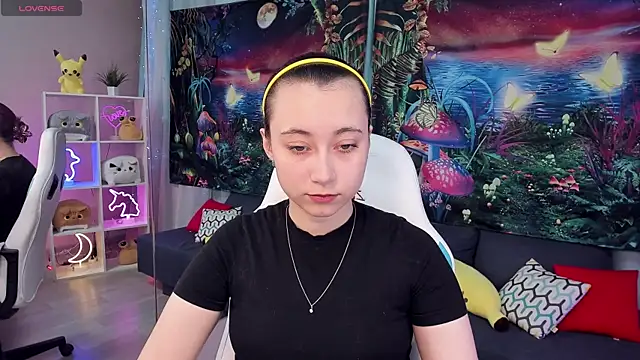 ClaraParks online show from October 2025 05:59:01 PM