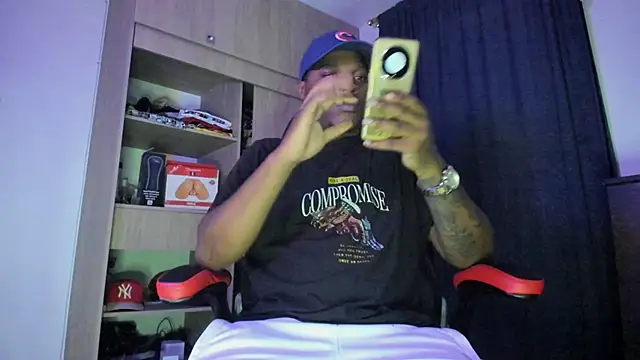 CorvisXnc0012 online show from October 2025 04:45:02 AM