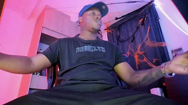 CorvisXnc0012 online show from November 2025 03:32:02 AM