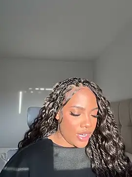 CarolinaSommerr online show from March 2026 10:32:01 PM