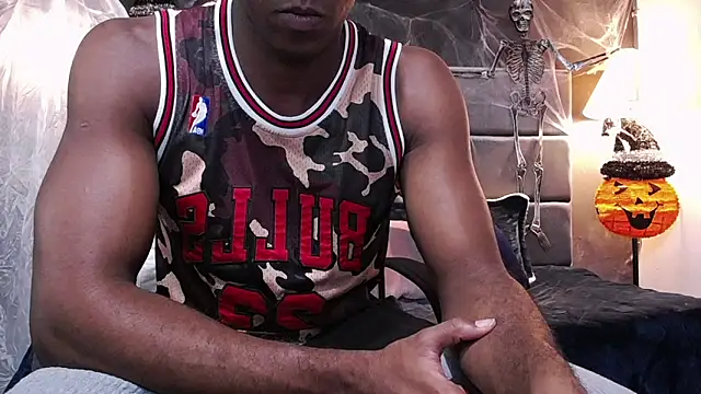 blackbignude online show from November 2025 01:34:01 AM