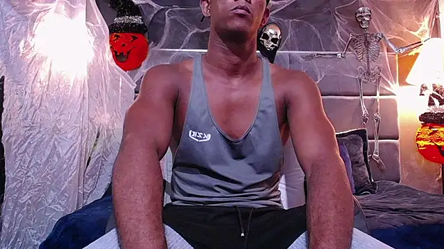 blackbignude online show from October 2025 01:24:01 AM