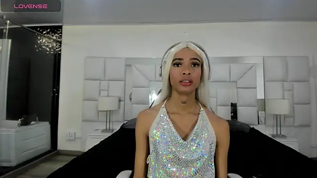 Dahlia Moss online show from November 2025 03:28:02 AM