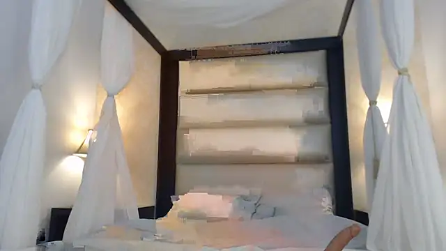 AvaLucci online show from December 2025 12:48:01 PM