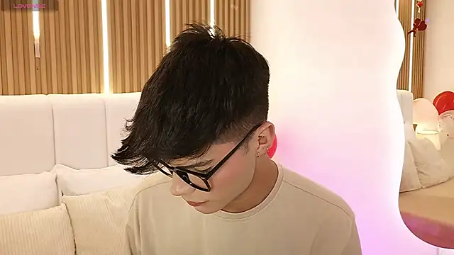 Dulcey  online show from February 2026 04:02:01 AM