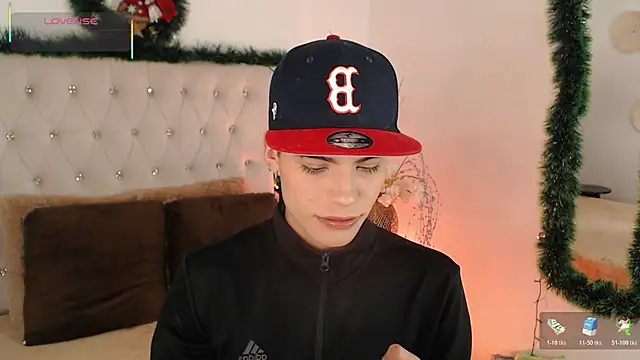 Dulcey  online show from December 2025 04:29:01 AM