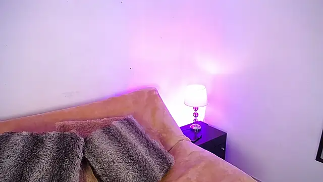 Dulcey  online show from December 2025 03:40:01 AM