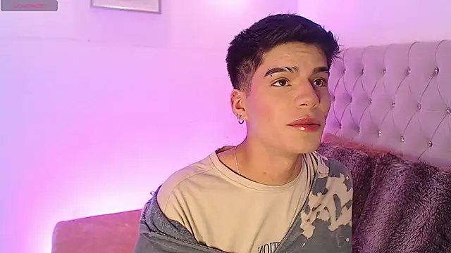 Dulcey  online show from November 2025 04:49:01 AM