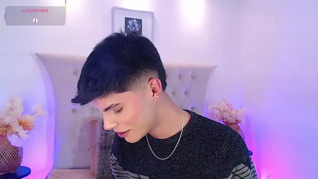 Dulcey  online show from November 2025 04:23:01 AM