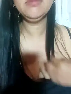 hotolivia34 online show from October 2025 06:29:02 PM