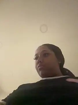  Zahara  online show from November 2025 11:19:03 PM