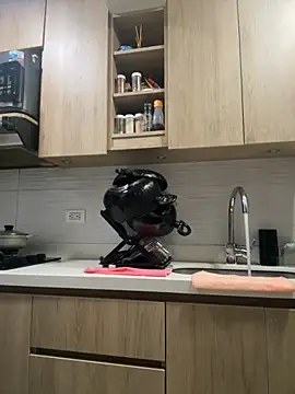  Zahara  online show from November 2025 12:14:02 AM