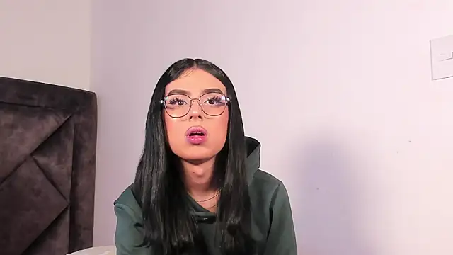 Snapshot of SamanthaRivas_ chatting on September 2025 10:14:02 PM SamanthaRivas online show from September 2025 10:14:02 PM