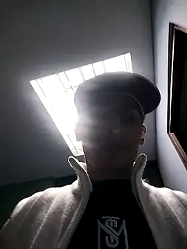 Dani22cmhot online show from January 2026 06:47:02 PM