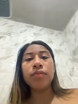 Snapshot of Daliz chatting on October 2025 04:02:01 AM Daliz online show from October 2025 04:02:01 AM