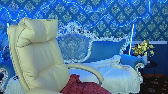 MissRossi online show from November 2025 07:30:02 PM