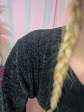 Miaa rosses3 online show from March 2026 11:25:02 AM