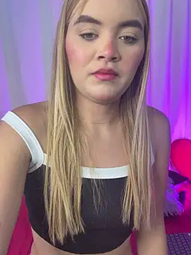 Snapshot of Miaa_rosses3 chatting on December 2025 03:55:01 AM Miaa rosses3 online show from December 2025 03:55:01 AM