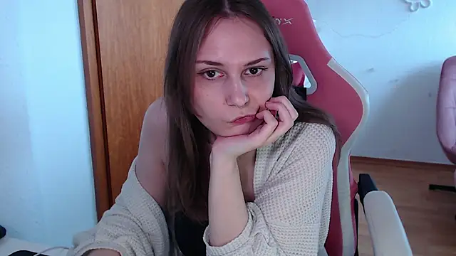 ox Tricia online show from May 2026 10:45:02 AM